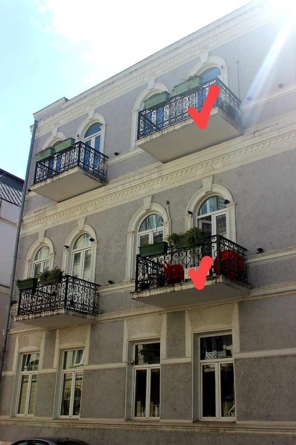 Центр Города Батуми Apartment Rustaveli 13 Exterior foto